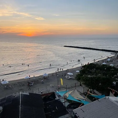 Hermoso Apartamento, Con Vista Al Mar, En De Indias, Dos Cuartos