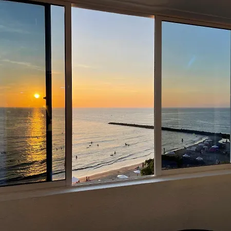 Hermoso Apartamento, Con Vista Al Mar, En De Indias, Dos Cuartos Apartment *