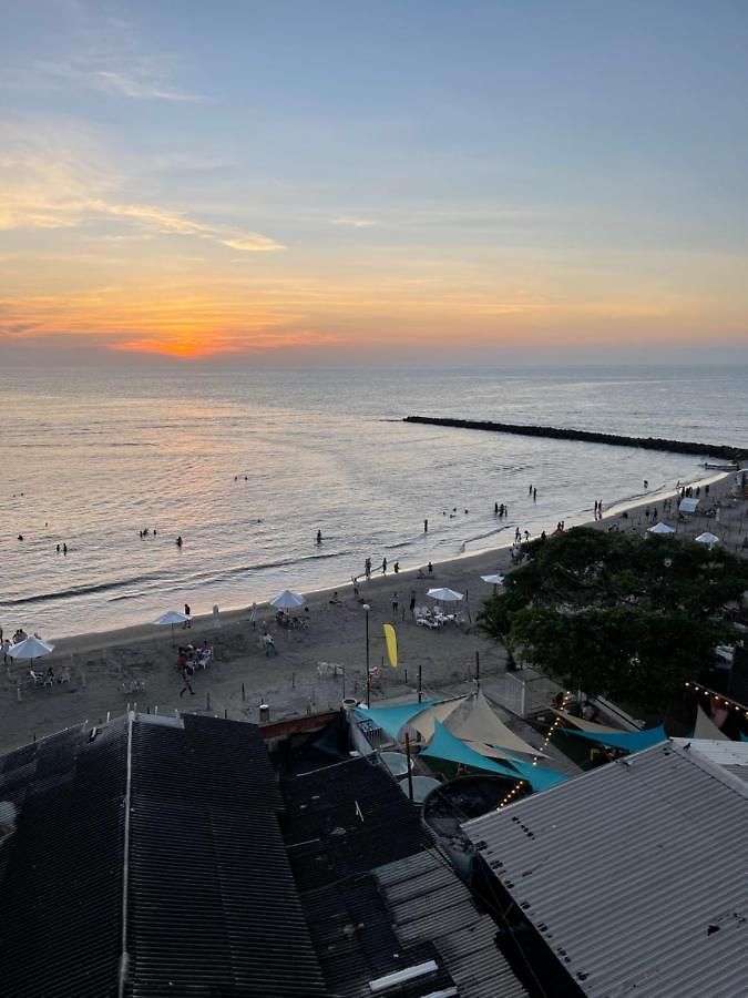 Hermoso Apartamento, Con Vista Al Mar, En De Indias, Dos Cuartos