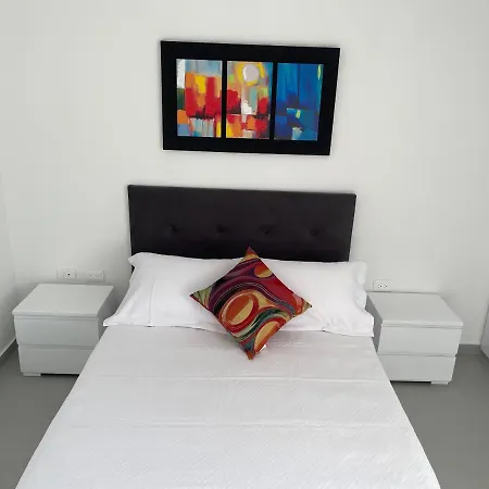 Hermoso Apartamento, Con Vista Al Mar, En De Indias, Dos Cuartos *