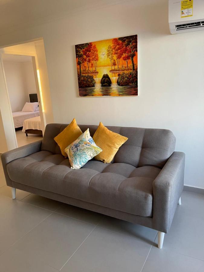 Apartamento Hermoso Apartamento, Con Vista Al Mar, En De Indias, Dos Cuartos *