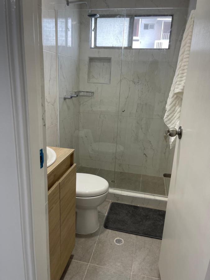 Apartamento Hermoso Apartamento, Con Vista Al Mar, En De Indias, Dos Cuartos