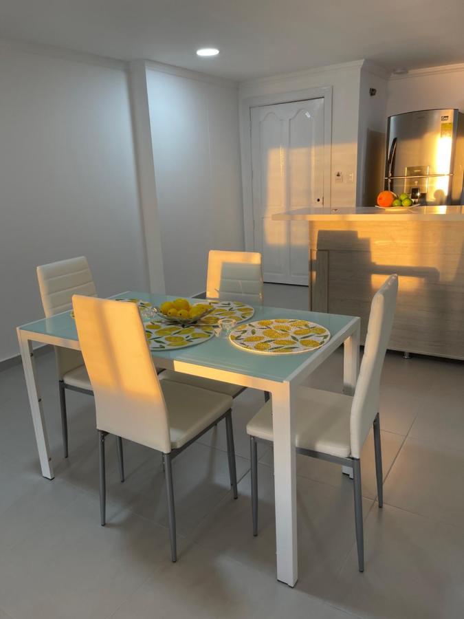 Apartamento Hermoso Apartamento, Con Vista Al Mar, En De Indias, Dos Cuartos *